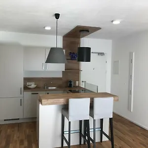 Tirolina Apartment